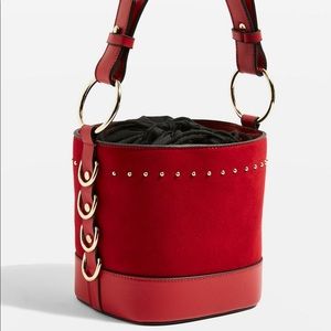 Stud bucket bag
